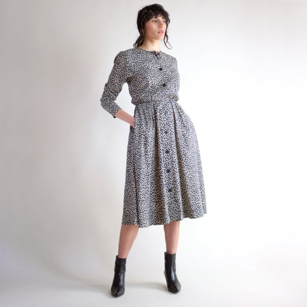 Leopard Silk Vintage 90s Print Midi Dress - Picture 6 of 8